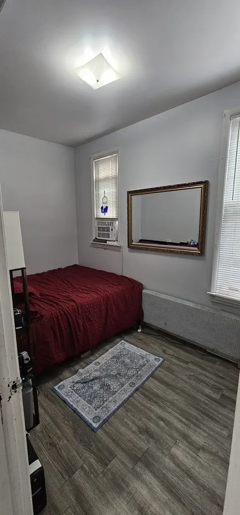 9316 South Marquette Avenue Chicago IL 60617
