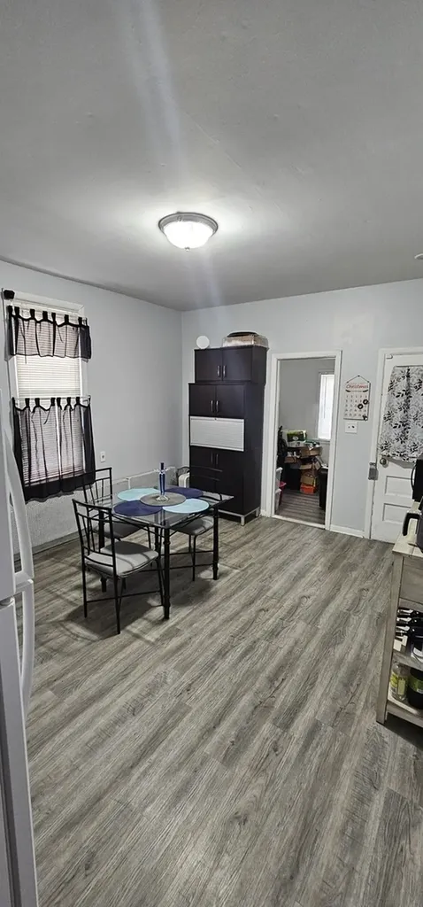 9316 South Marquette Avenue Chicago IL 60617