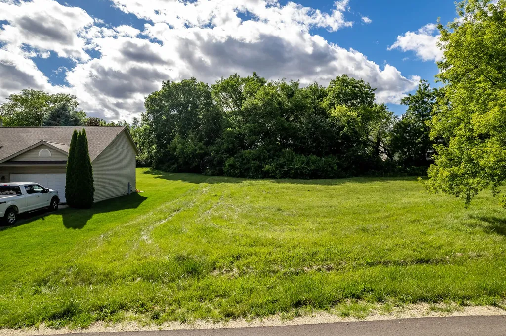 110 Heath Cliff Drive SE Poplar Grove IL 61065
