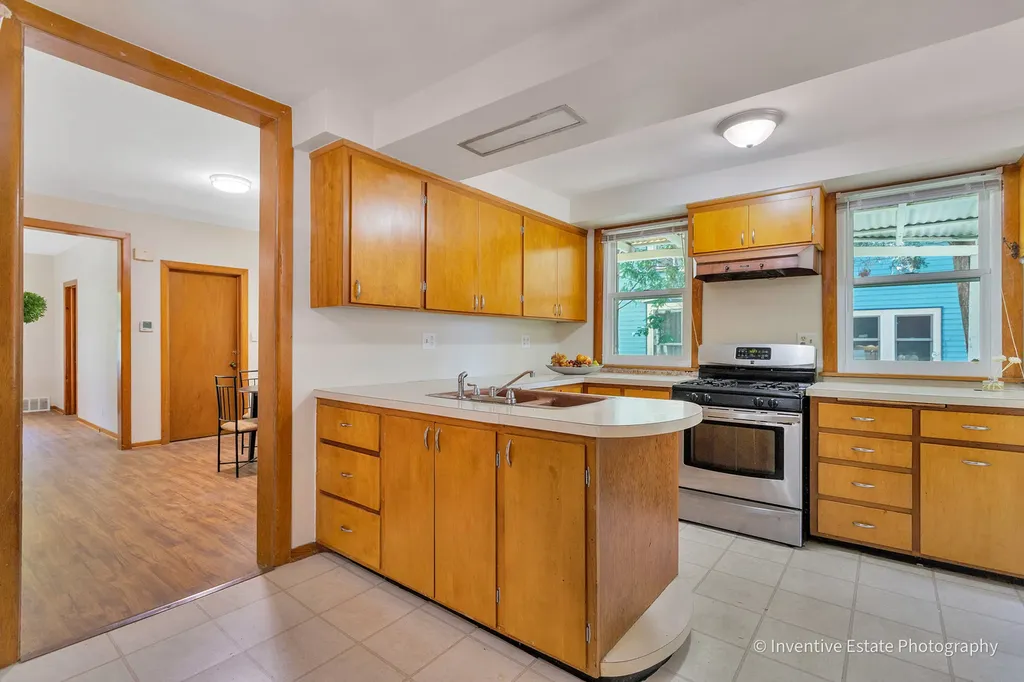 15 North Brainard Street Naperville IL 60540