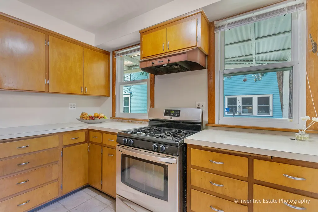 15 North Brainard Street Naperville IL 60540