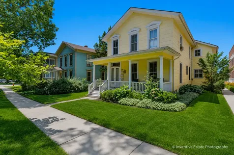 15 North Brainard Street Naperville IL 60540