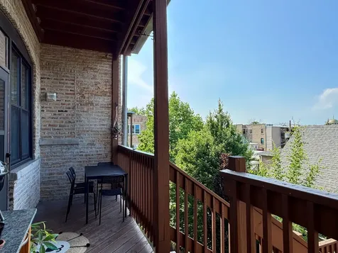 3102 West Cullom Avenue Chicago IL 60618