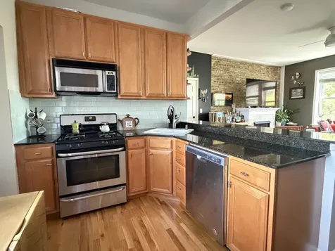 3102 West Cullom Avenue Chicago IL 60618
