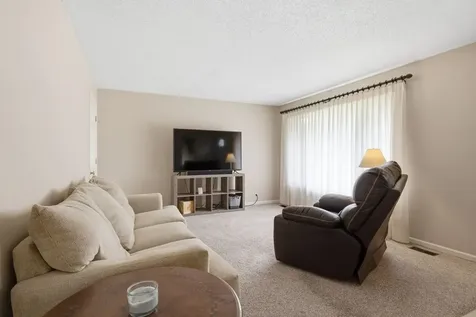 704 East North Street Pontiac IL 61764