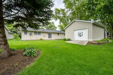 704 East North Street Pontiac IL 61764