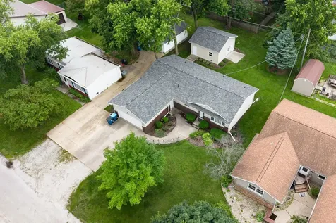 704 East North Street Pontiac IL 61764