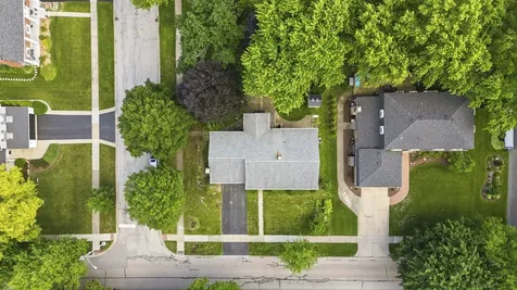 933 West Gilbert Avenue Palatine IL 60067