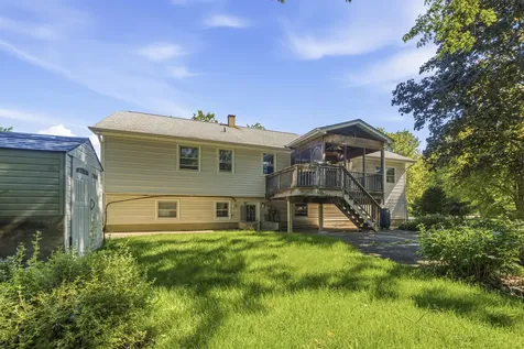 933 West Gilbert Avenue Palatine IL 60067
