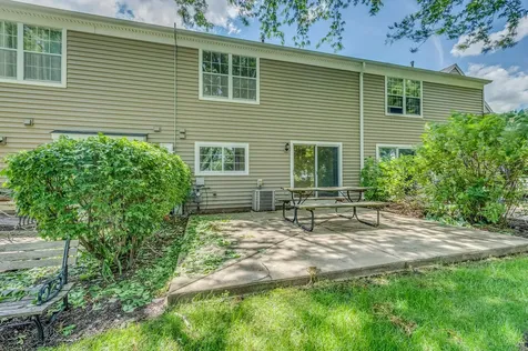 2016 Muirfield Circle Elgin IL 60123