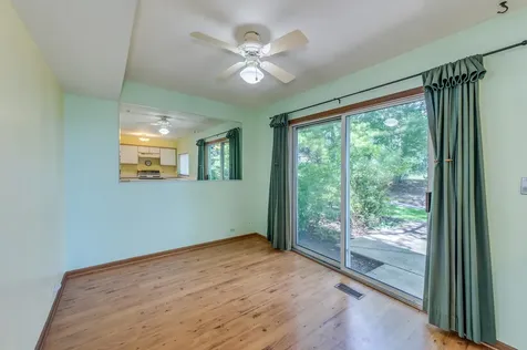 2016 Muirfield Circle Elgin IL 60123