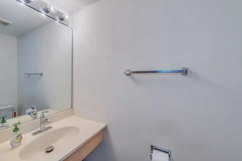 2016 Muirfield Circle Elgin IL 60123