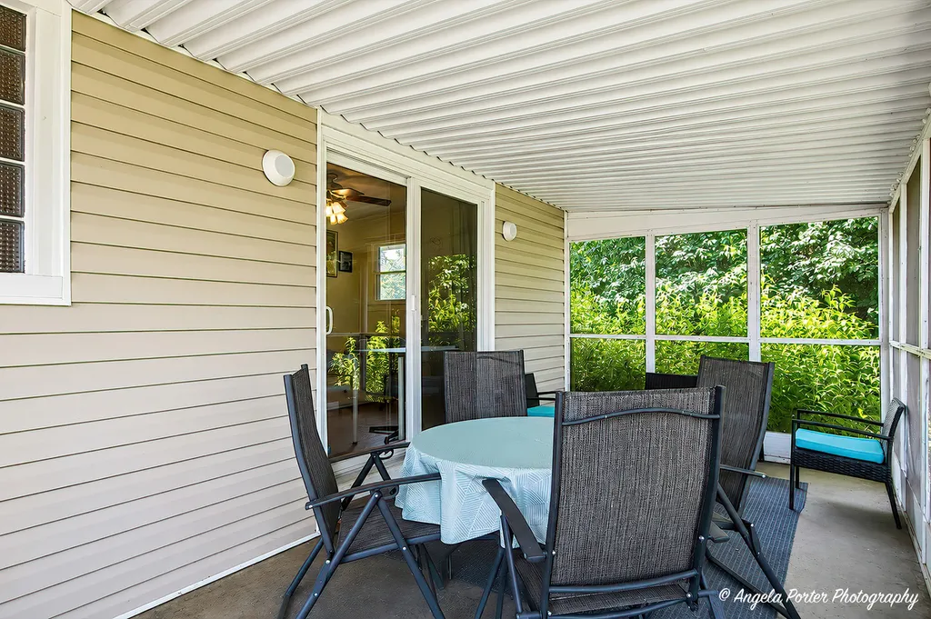 2409 Robin Lane Rolling Meadows IL 60008