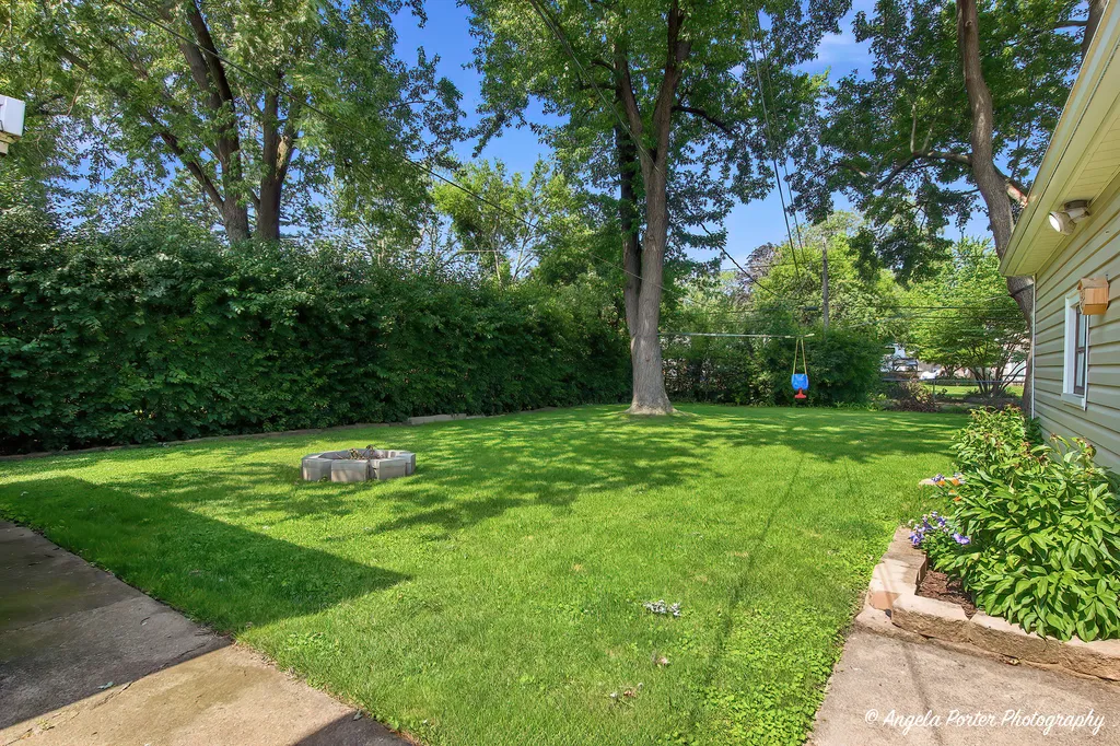 2409 Robin Lane Rolling Meadows IL 60008