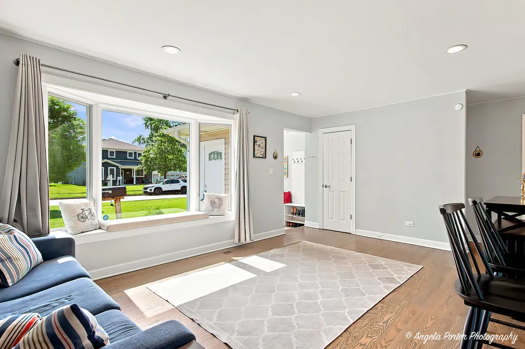 2409 Robin Lane Rolling Meadows IL 60008