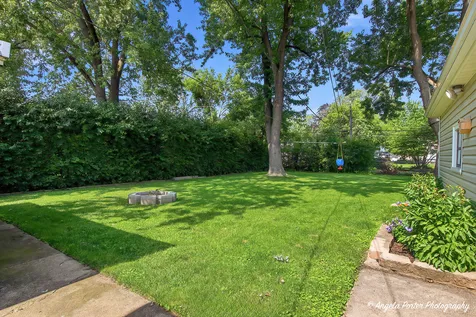 2409 Robin Lane Rolling Meadows IL 60008