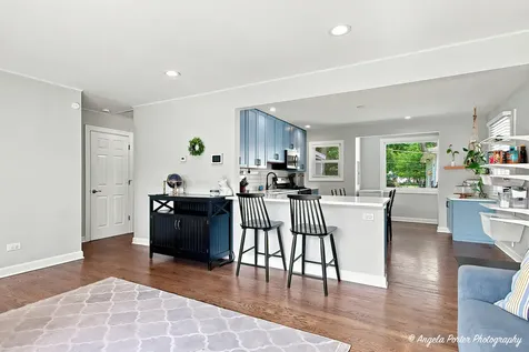 2409 Robin Lane Rolling Meadows IL 60008