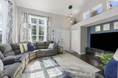 222 Grays Drive Oswego IL 60543
