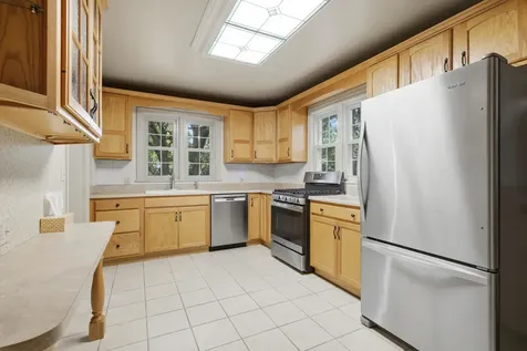 2310 16TH Avenue Moline IL 61265