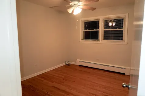 6048 North Elston Avenue Chicago IL 60646