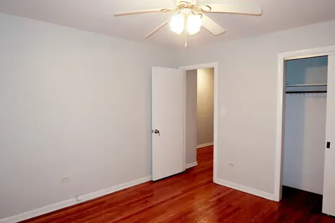 6048 North Elston Avenue Chicago IL 60646