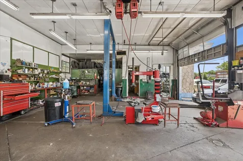 1030 West Touhy Avenue Park Ridge IL 60068