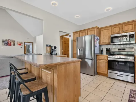 878 West Kennedy Road Braidwood IL 60408