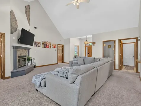 878 West Kennedy Road Braidwood IL 60408