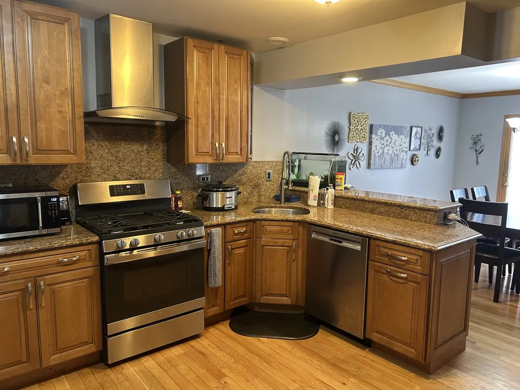 1009 East Wilson Avenue Lombard IL 60148