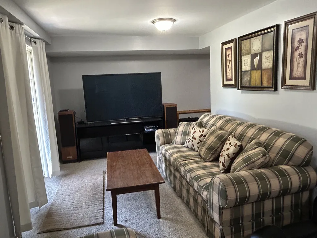 1009 East Wilson Avenue Lombard IL 60148
