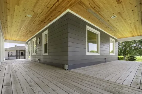 10202 Perry Road Dekalb IL 60115