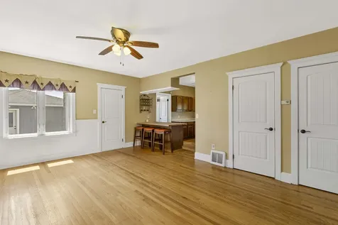 10202 Perry Road Dekalb IL 60115