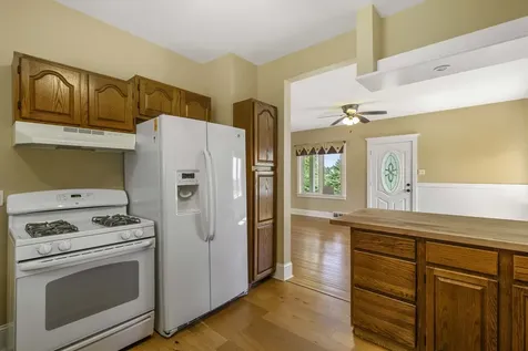10202 Perry Road Dekalb IL 60115