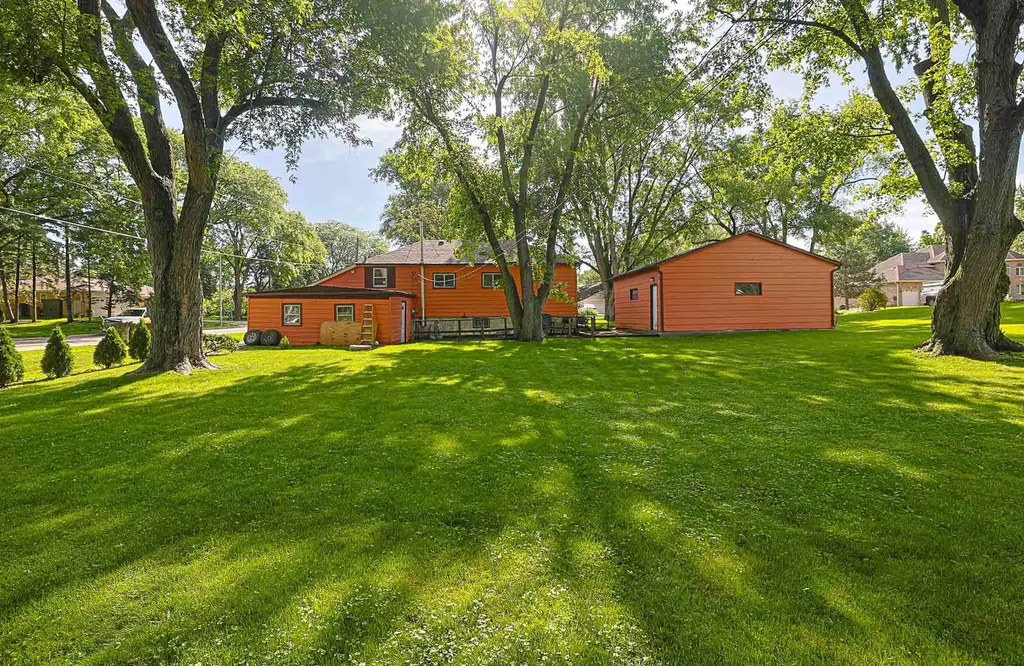 1400 Marion Street Schaumburg IL 60193