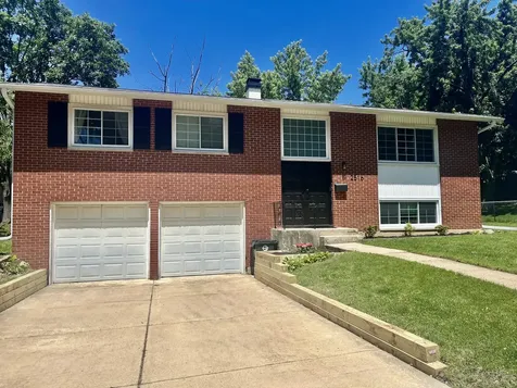 2516 Jackson Drive Woodridge IL 60517