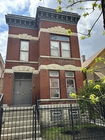 3027 West Flournoy Street Chicago IL 60612