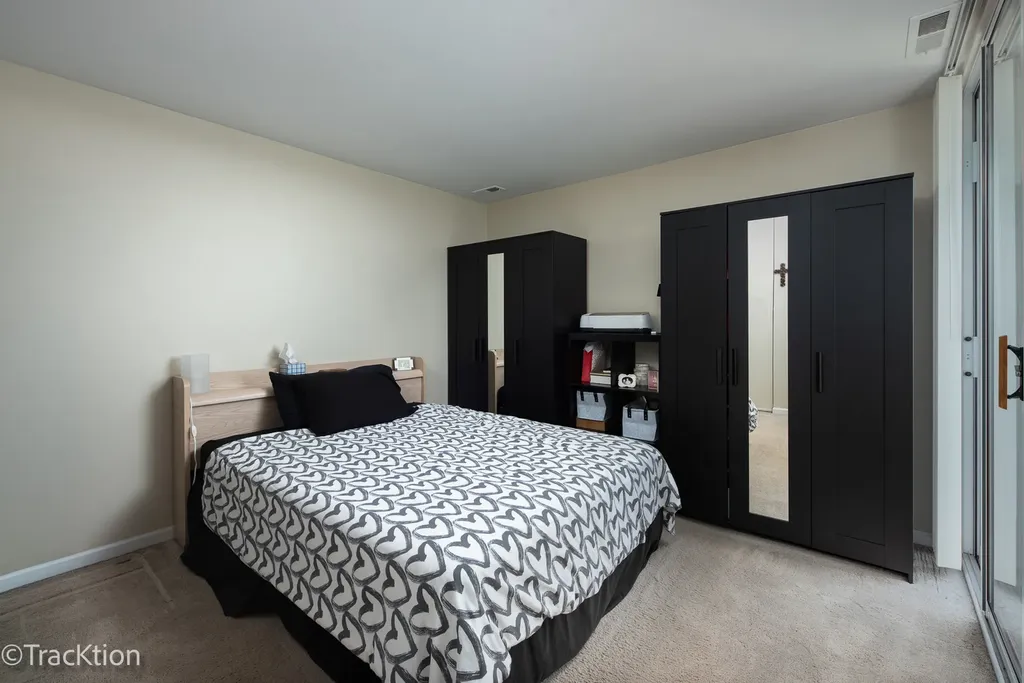 6010 Oakwood Drive Lisle IL 60532