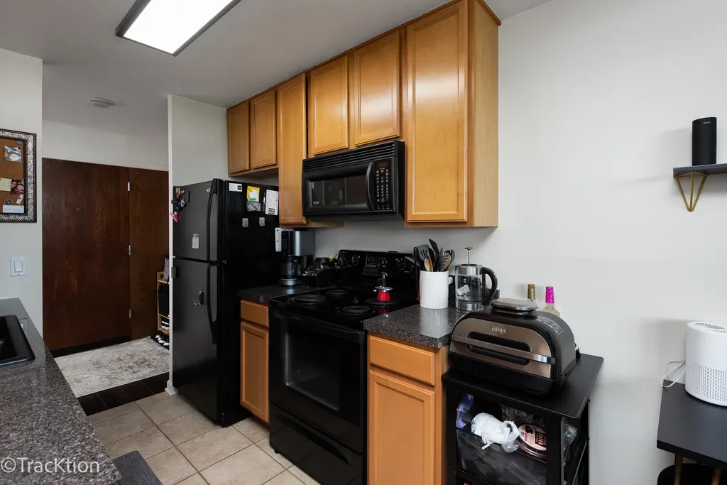 6010 Oakwood Drive Lisle IL 60532