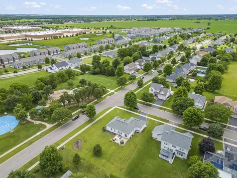 803 Canyon Trail Yorkville IL 60560