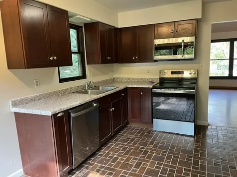 595 South River Street Batavia IL 60510