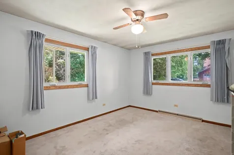 3029 West Vermont Avenue Waukegan IL 60087