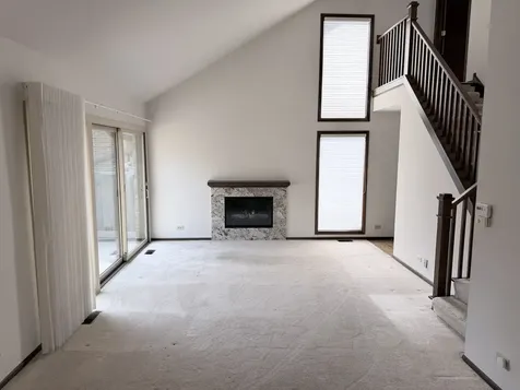 12 Kent Court Willowbrook IL 60527