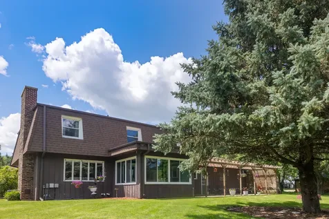 5573 South Beebe Drive Rochelle IL 61068