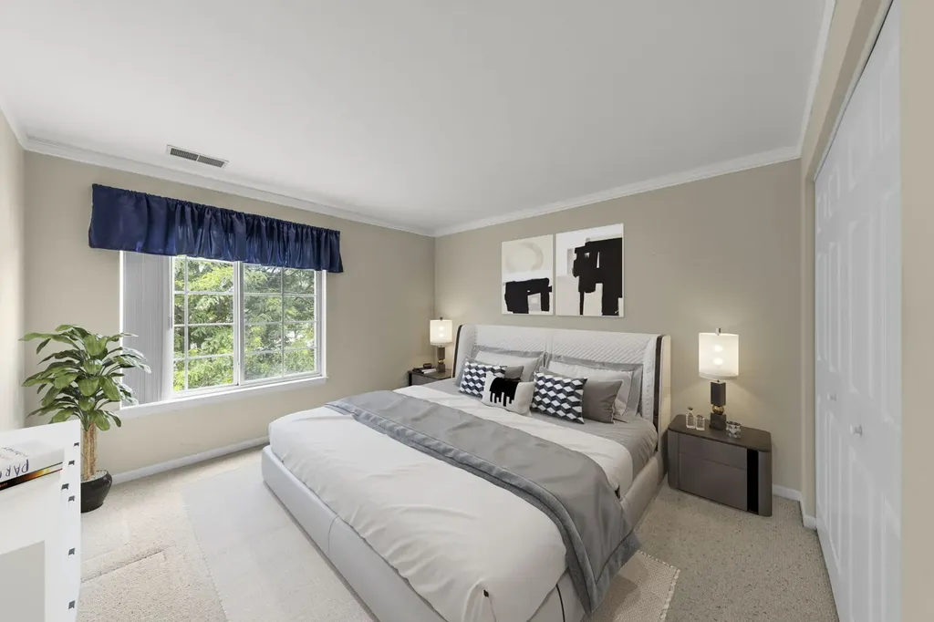 31704 Kline Circle Warrenville IL 60555