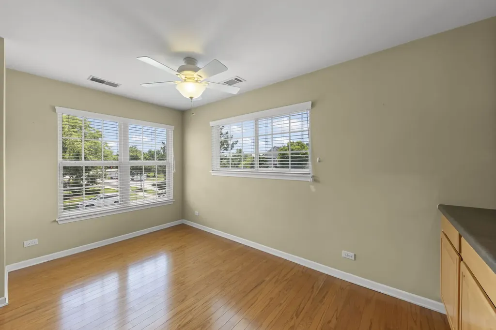 31704 Kline Circle Warrenville IL 60555