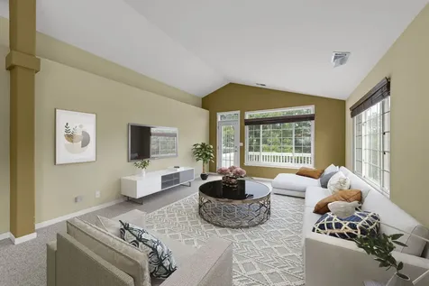 31704 Kline Circle Warrenville IL 60555