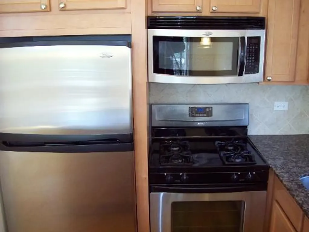 4116 West Congress Parkway Chicago IL 60624