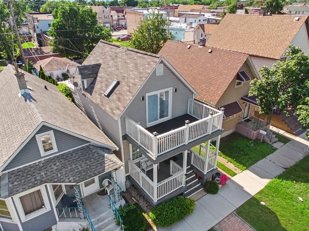 13326 South Burley Avenue Chicago IL 60633