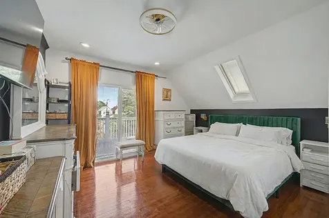 13326 South Burley Avenue Chicago IL 60633