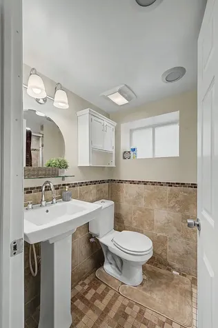 13326 South Burley Avenue Chicago IL 60633